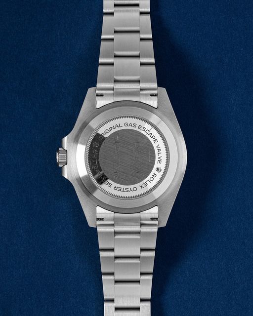 Rolex Sea-Dweller 126600 Image 2